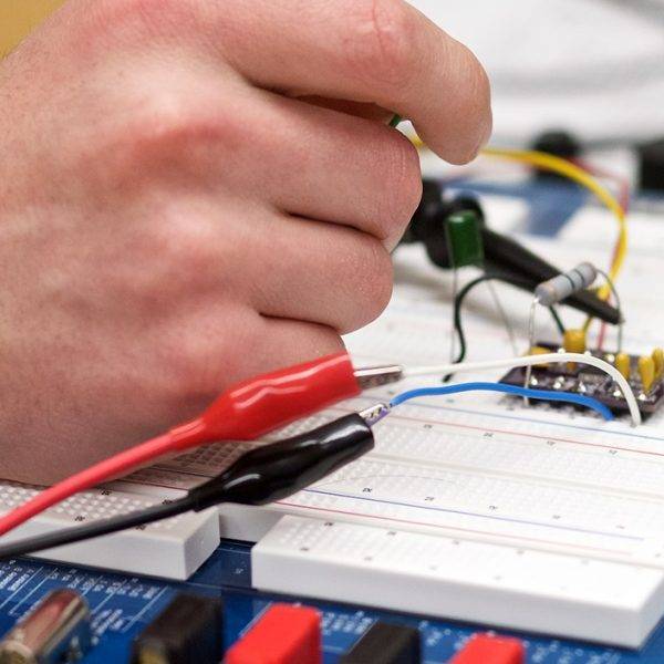 academia para preparar oposiciones de secundaria - electrónica