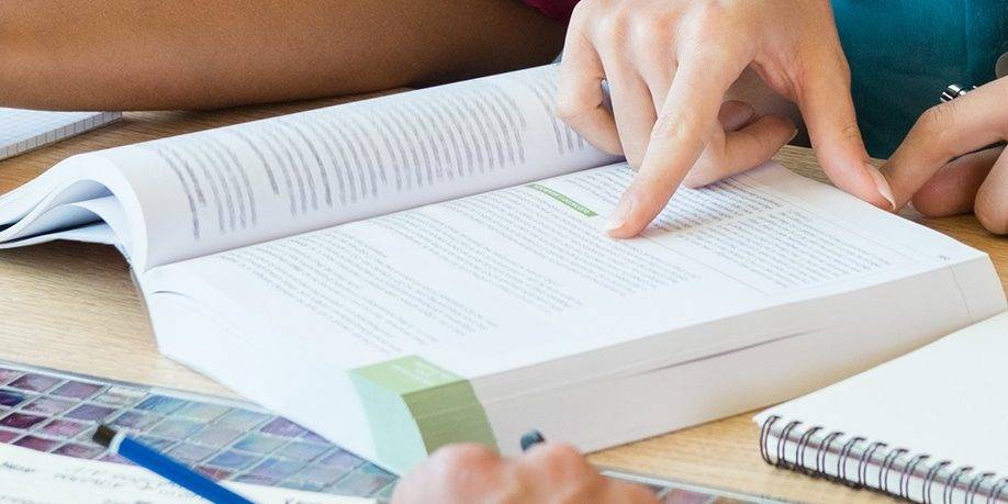 academias de oposicione en Valencia - subrayador