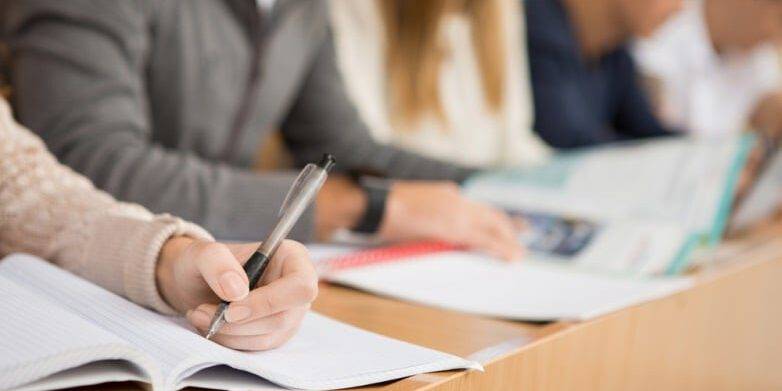 estudiar selectividad en Valencia – examen desde grado superior estudiar selectividad en Valencia - examen desde grado superior