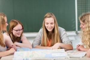 academia de inglés en Valencia - clase de chicas