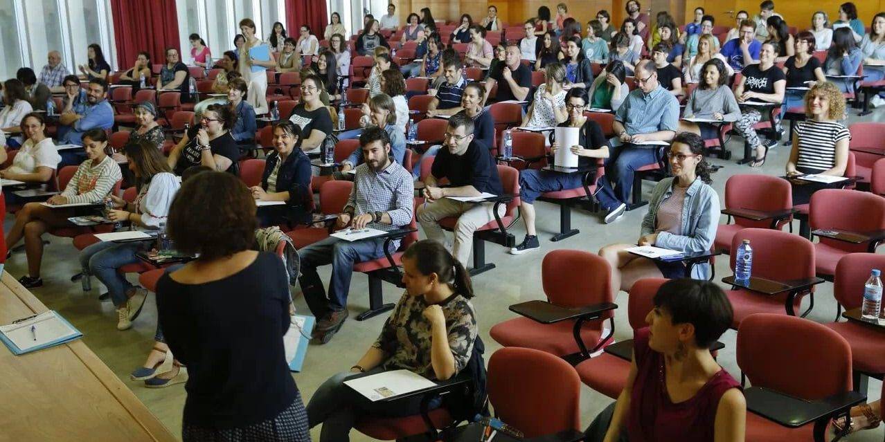 academia de oposiciones para secundaria en Valencia – clase llena academia de oposiciones para secundaria en Valencia - clase llena