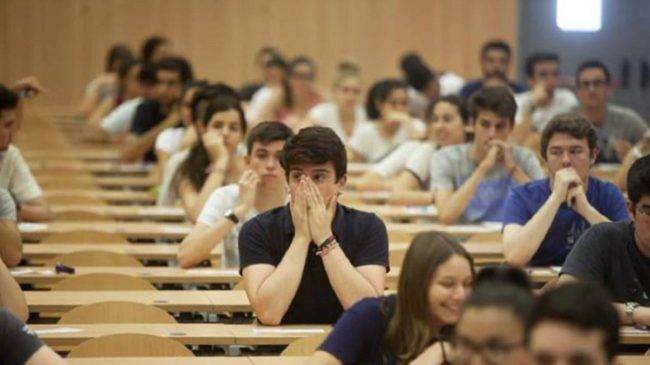 academia para preparar la selectividad en Valencia – manos en la cara academia para preparar la selectividad en Valencia - manos en la cara