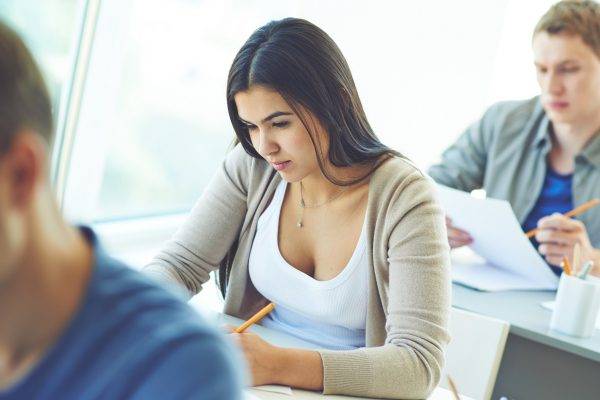 oposiciones de secundaria en Valencia - mujer