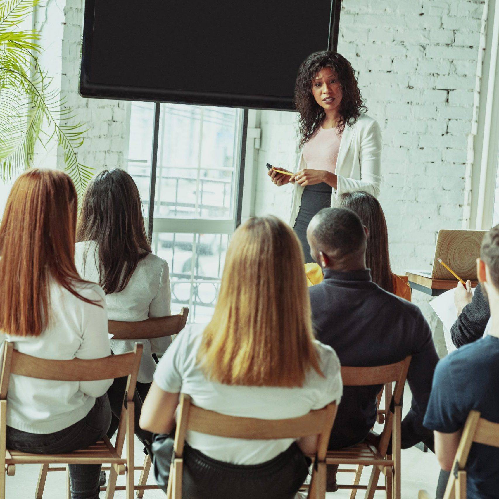 academia oficial de ingles en valencia – salón de clases academia oficial de ingles en valencia - salón de clases
