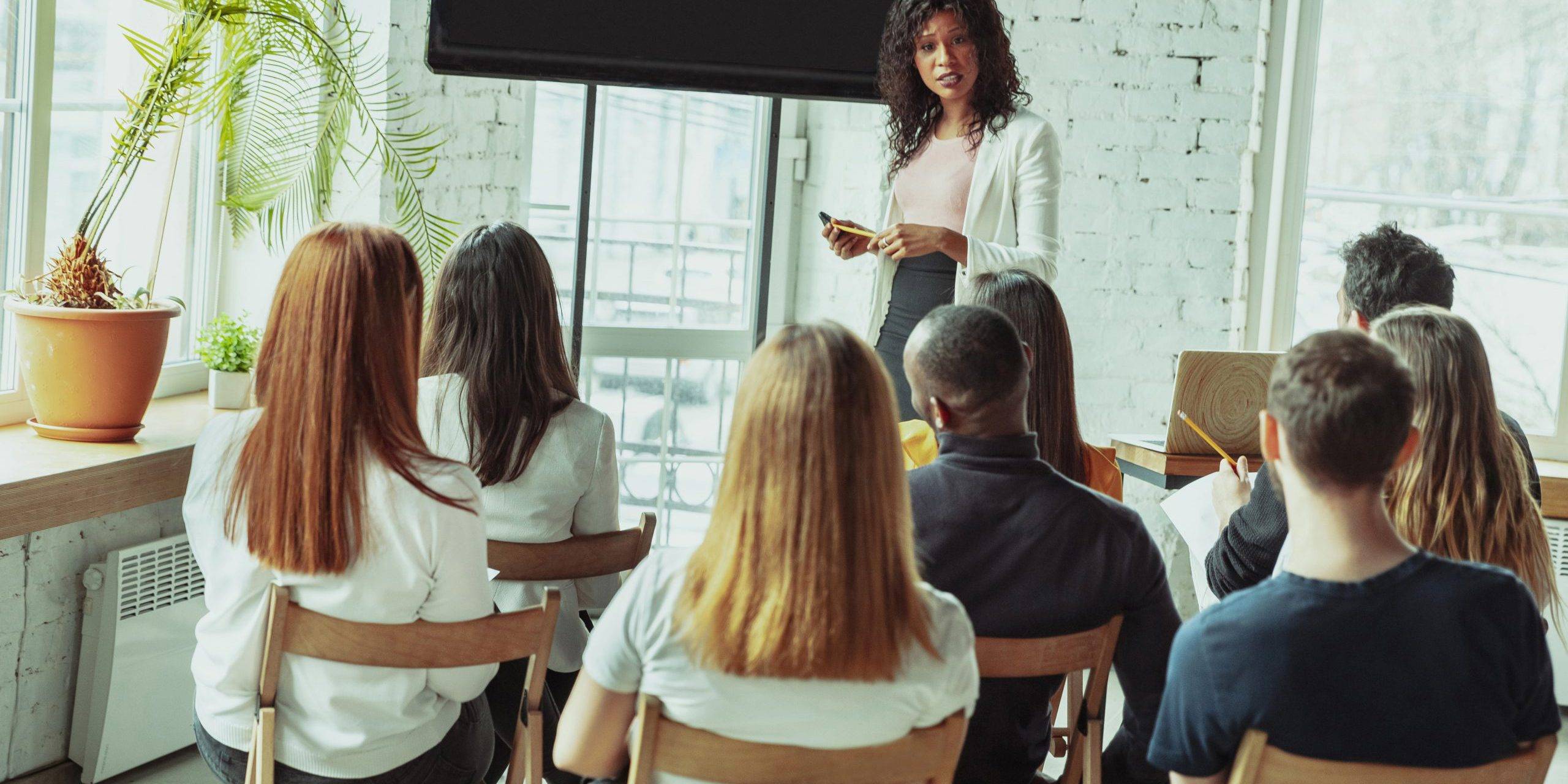 academia oficial de ingles en valencia - salón de clases
