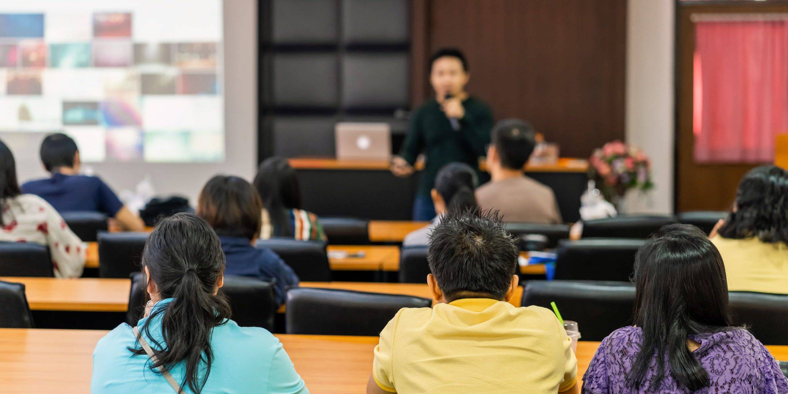 academia oposiciones hacienda – clases v