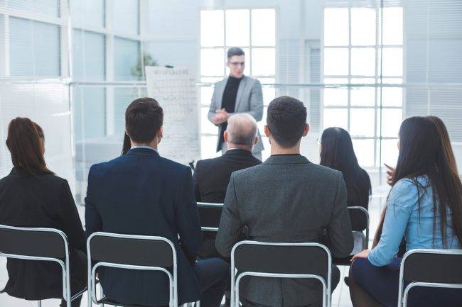 academia oposiciones en valencia – sillas-min academia oposiciones en valencia - sillas-min