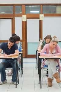 Centro de inglés en Valencia - presentando prueba