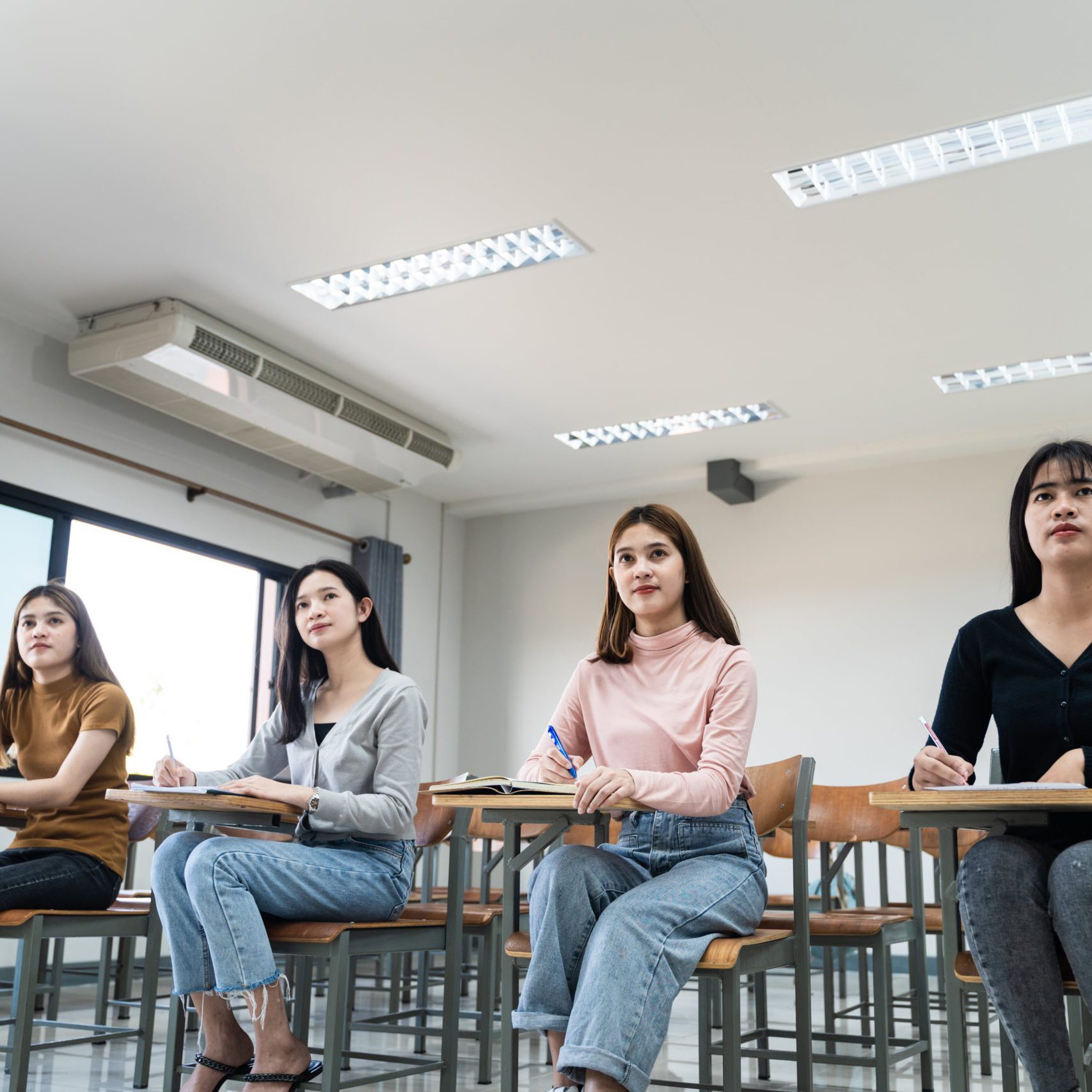 cursos de inglés en valencia – GRupo de estudiantes reducido cursos de inglés en valencia - GRupo de estudiantes reducido