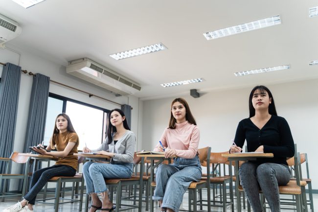 cursos de inglés en valencia – GRupo de estudiantes reducido cursos de inglés en valencia - GRupo de estudiantes reducido