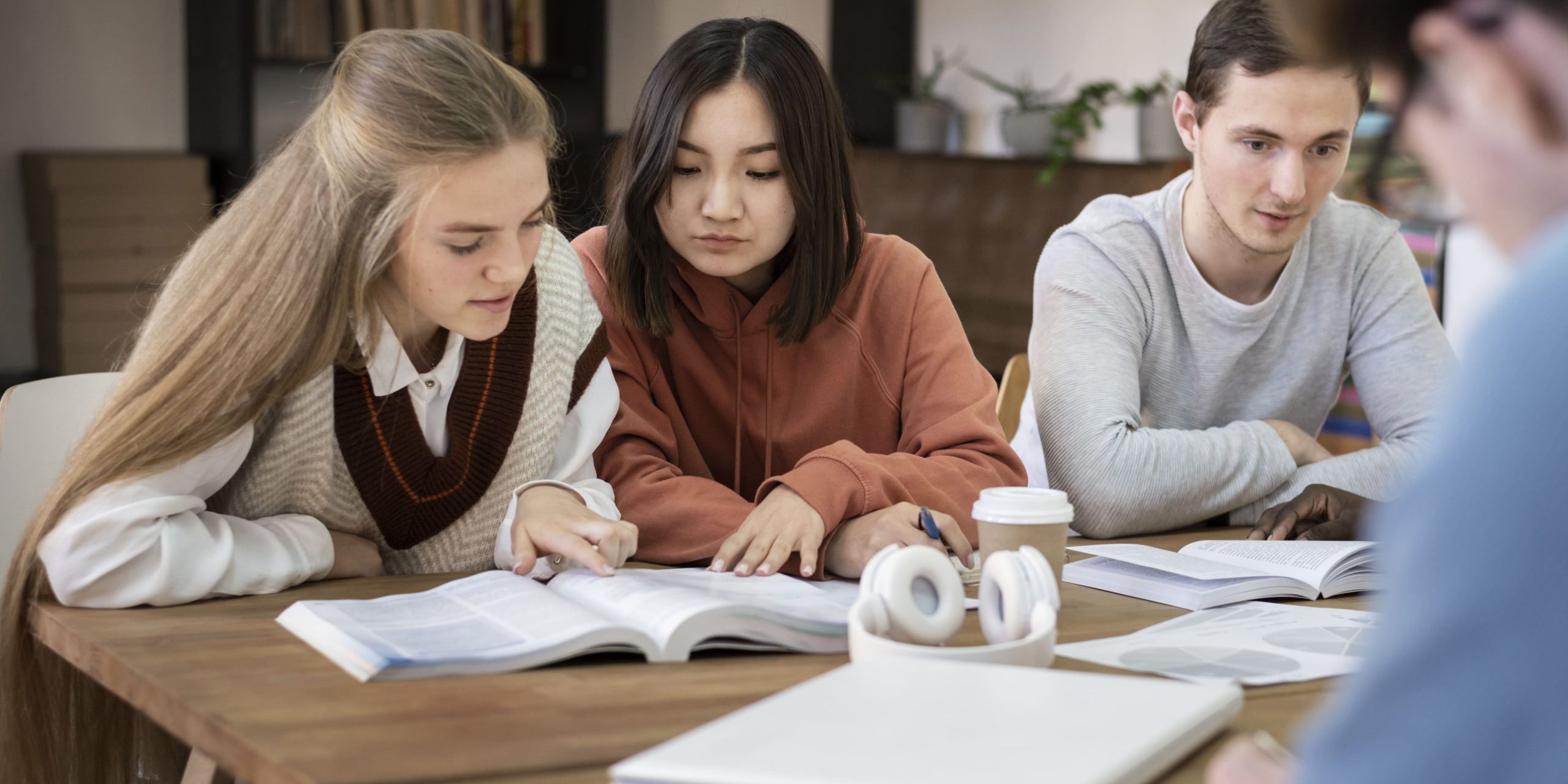 cursos de ingles en valencia – estudiando en grupos personalizados cursos de ingles en valencia - estudiando en grupos personalizados