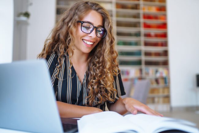 academia oposiciones en valencia – estudiante academia oposiciones en valencia - estudiante