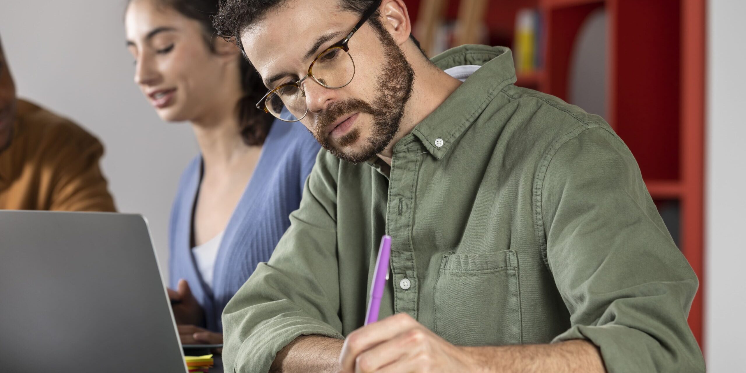 centro de inglés líder en Valencia - practicando