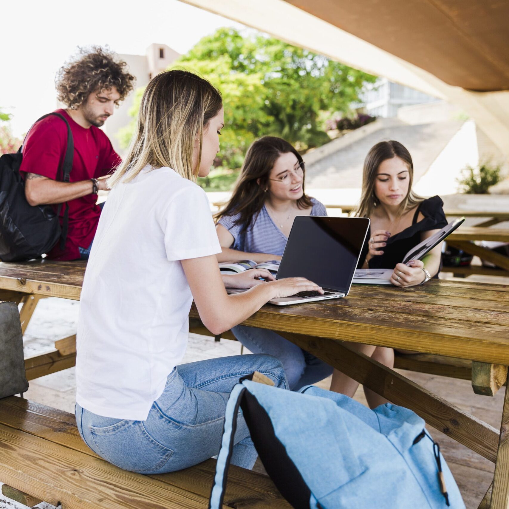 centro de inglés en valencia - trabajo en grupo