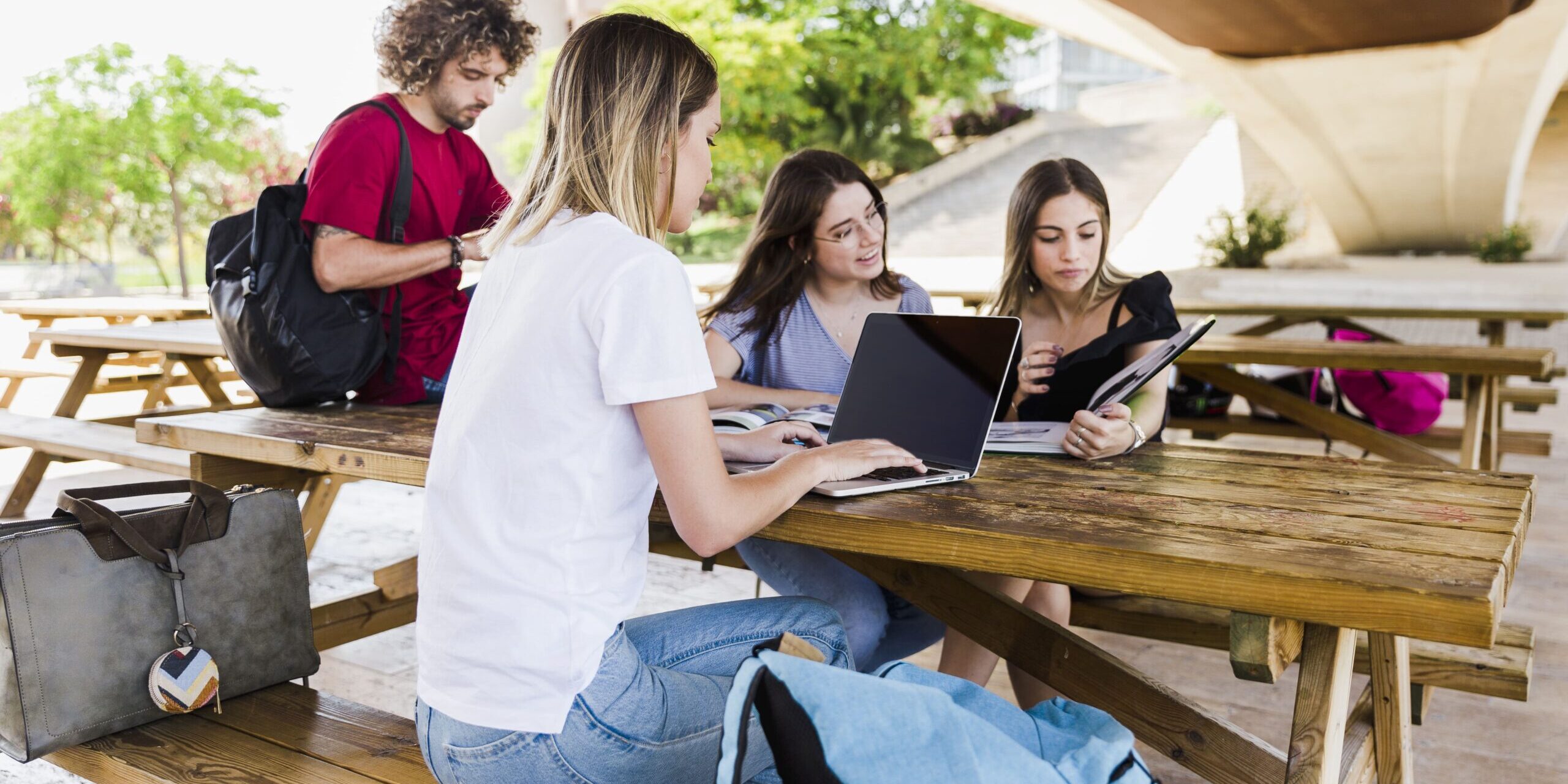 centro de inglés en valencia – trabajo en grupo centro de inglés en valencia - trabajo en grupo